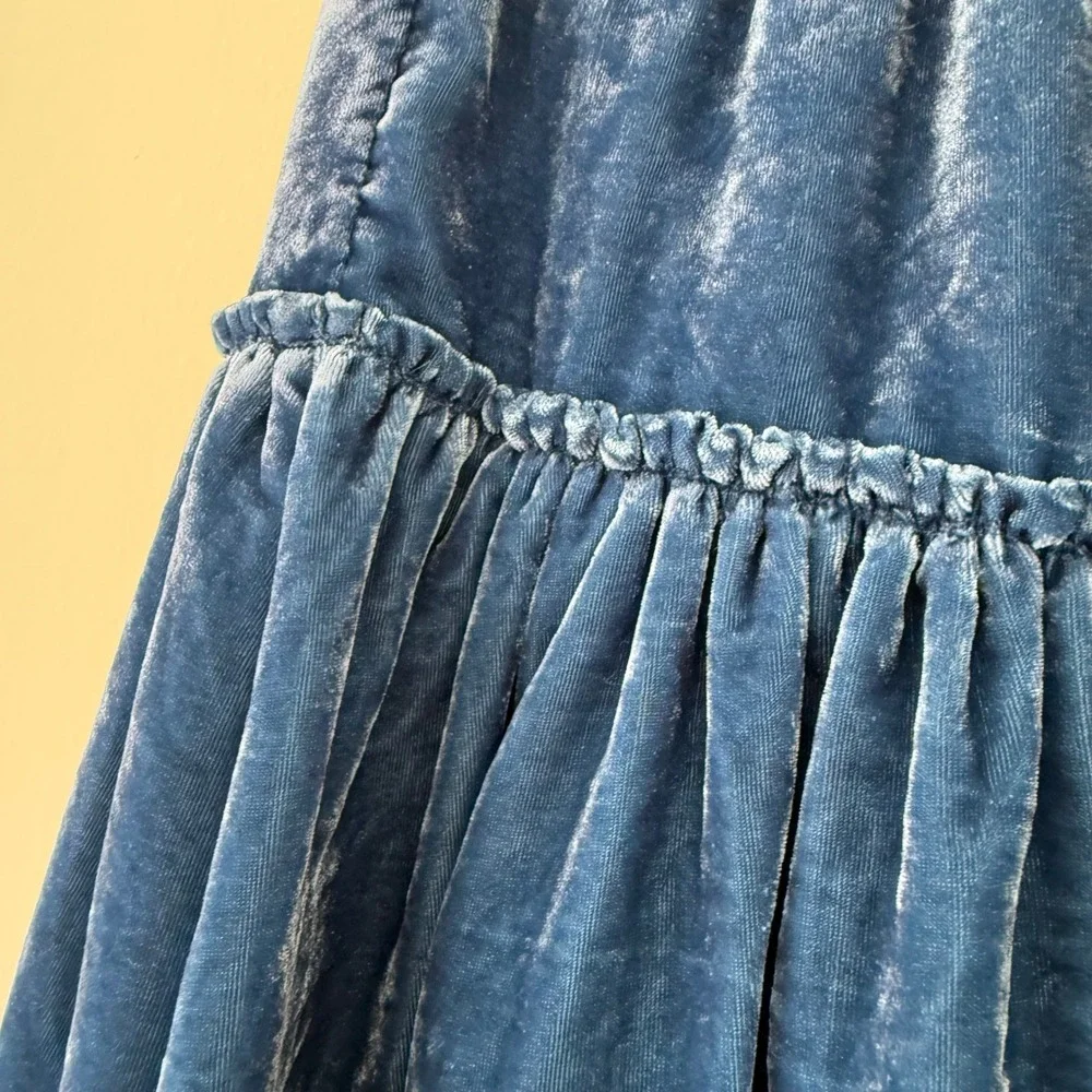 Mini Boden Girls Blue Velvet Tiered Ruffle‎ Mini Skirt Size 13-14Y Holiday Party